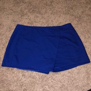 Express skort royal blue